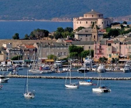 Appartement Plein Centre Saint Florent Face Au Port ภายนอก รูปภาพ