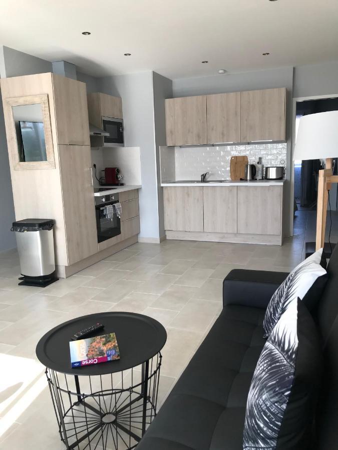 Appartement Plein Centre Saint Florent Face Au Port ภายนอก รูปภาพ